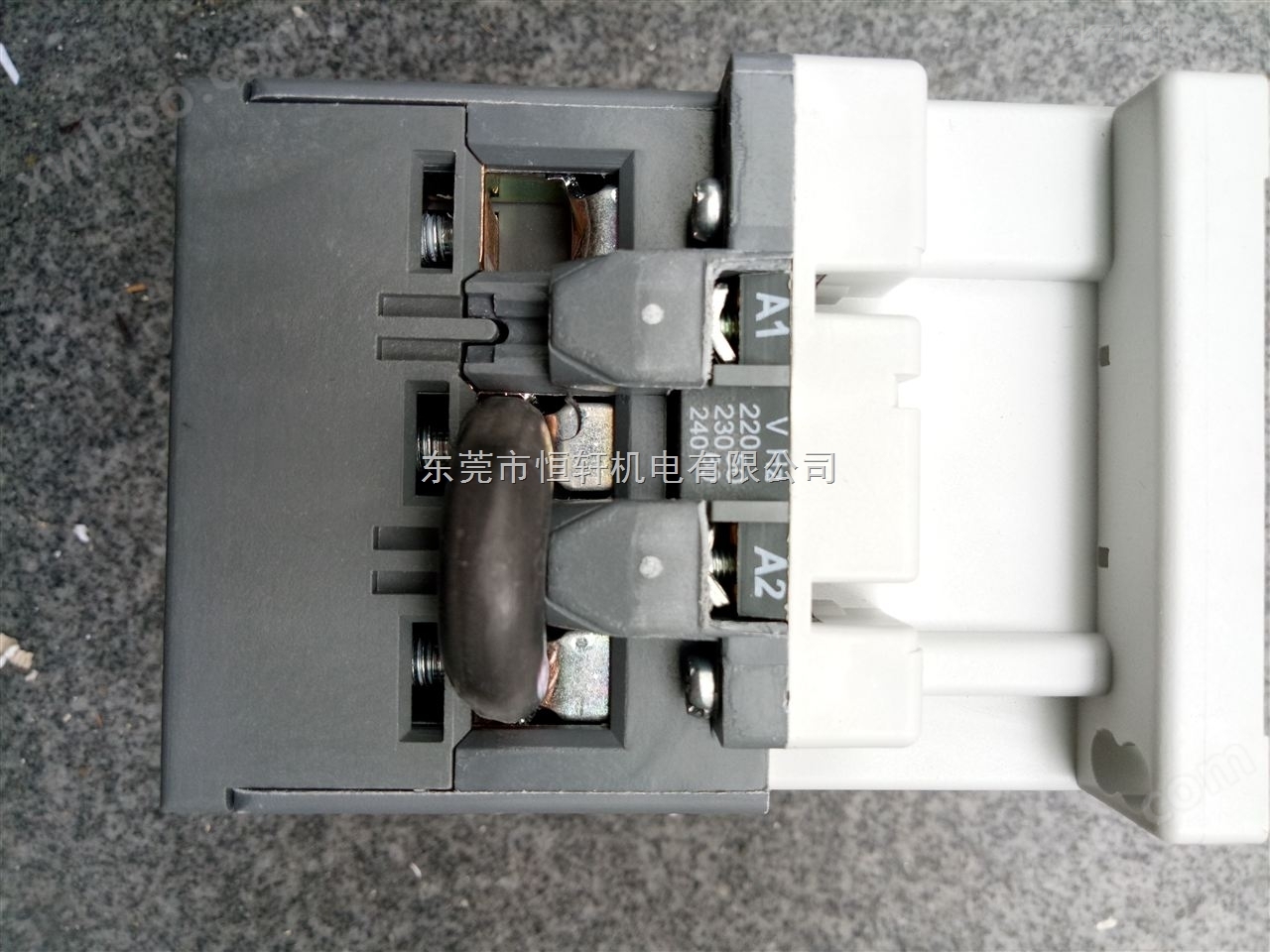 ABB中间接口继电器CR-P048DC1【触点容量250V,16A】*